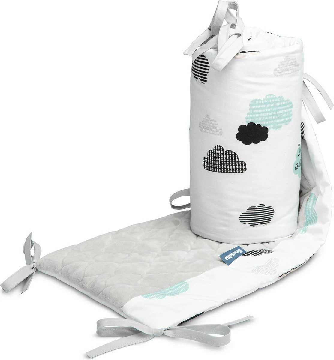 Sensillo Baby Bedbumper - Bedomrander - Anti stootrand Ledikant - Bed Zijbeschermers - 180x30cm - Grijze Wolkjes Sensillo Baby Bedbumper - Bedomrander - Anti Stootrand Ledikant - Bed Zijbeschermers - 180x30cm - Grijze Wolkjes -Baby Verzorging 1113x1200 2