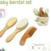 UpGreen® - Baby Verzorgingsset – Baby Borstel – Baby Borstel Set - Kraamcadeau – Baby Manicureset - Baby Verzorgingsproducten – Baby Borstel En Kam – Baby Kam – Baby Borstel Hout – Baby Haarborstel – Baby Borstel Geitenhaar -Baby Verzorging 1200x1017