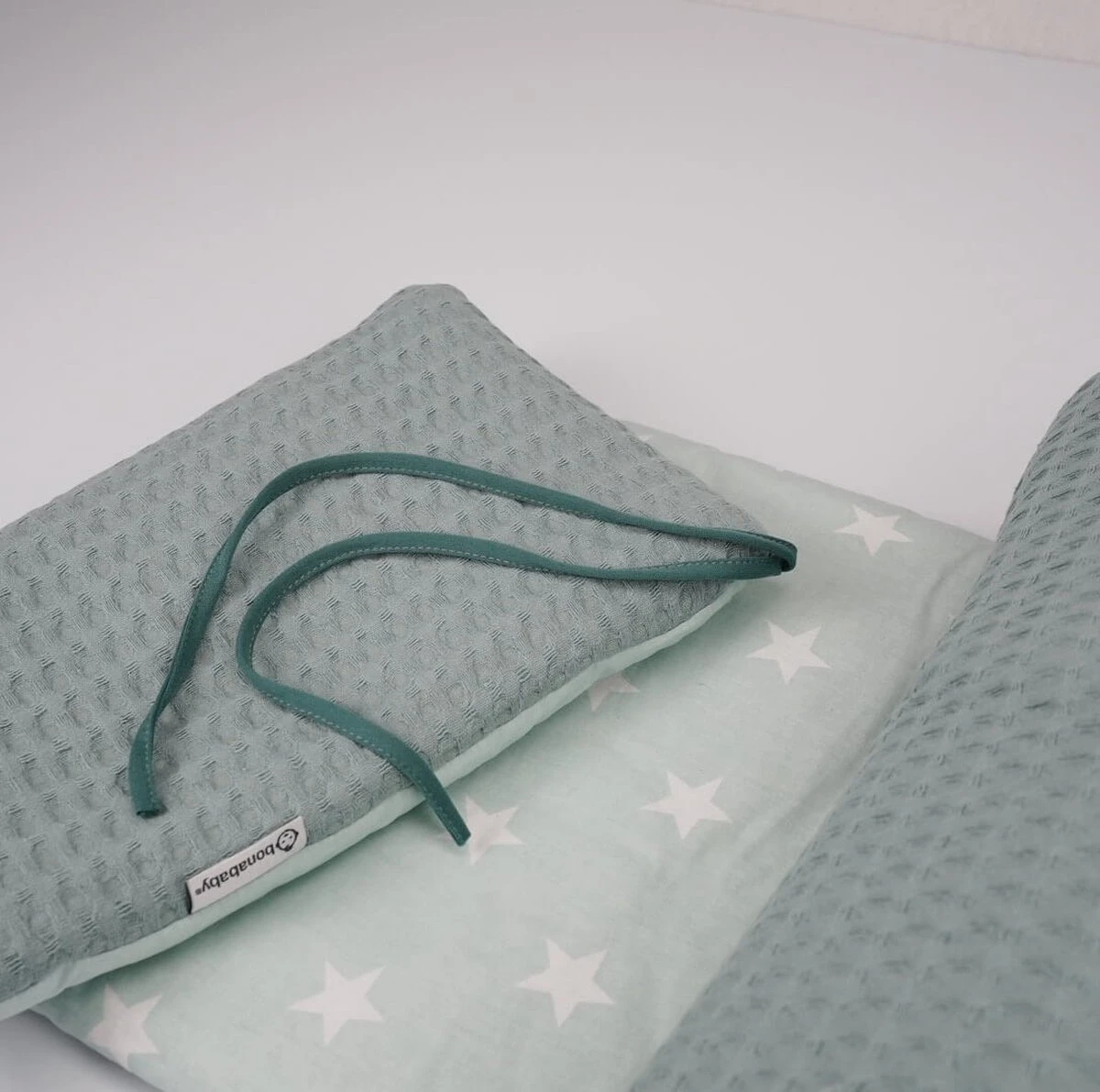 Bedomrander Monaco Groen Wafel Design - Bedbumper Bedomrander Monaco Groen Wafel Design - Bedbumper -Baby Verzorging 1200x1191 4