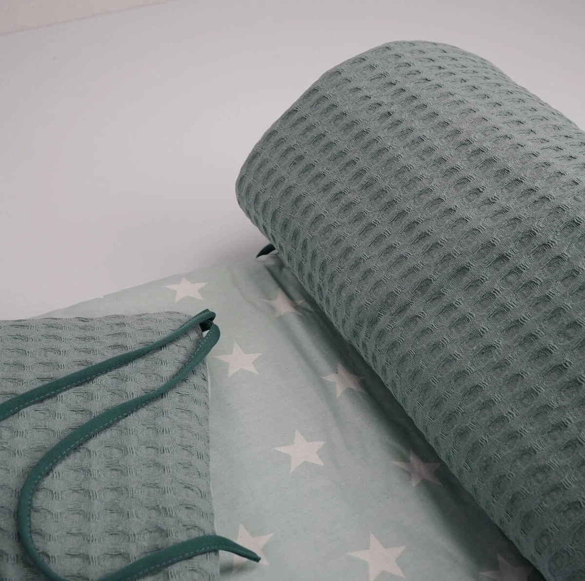 Bedomrander Monaco Groen Wafel Design - Bedbumper Bedomrander Monaco Groen Wafel Design - Bedbumper -Baby Verzorging 1200x1191 5