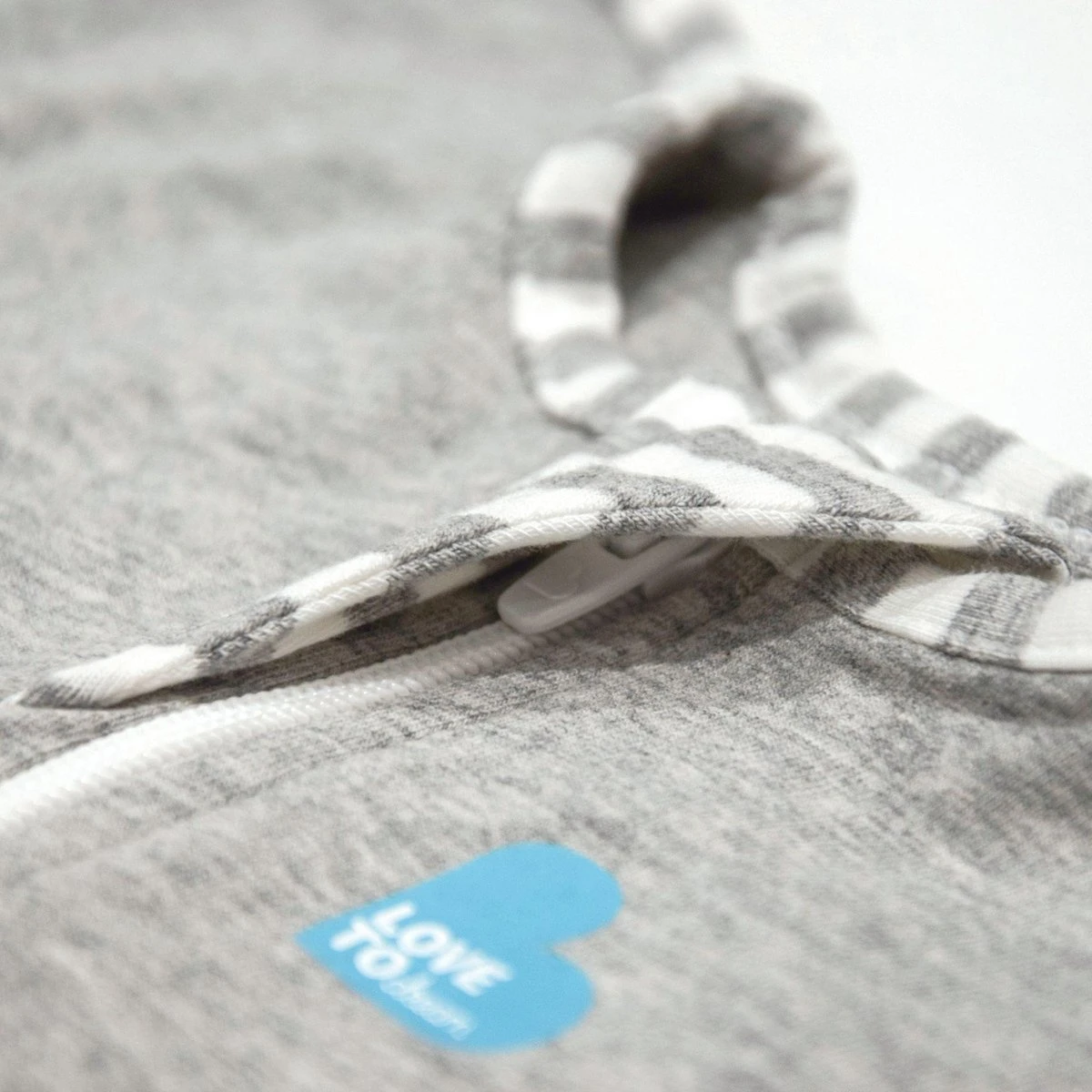 Love to Dream™ Babyslaapzak Swaddle Up™ - Inbakeren - Baby 0-2 maanden - 2.2-3.8 kg - All season - Grijs Love To Dream™ Babyslaapzak Swaddle Up™ - Inbakeren - Baby 0-2 Maanden - 2.2-3.8 Kg - All Season - Grijs -Baby Verzorging 1200x1200 1207