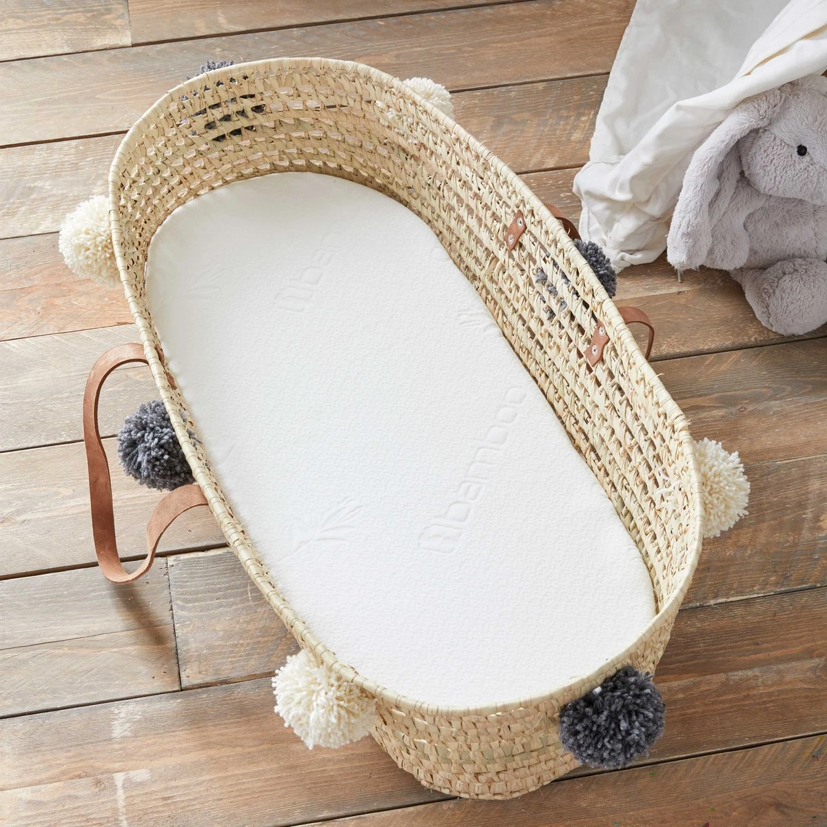 Bamboe Ovaal Matras - 72x32 cm | Mozesmand - Kinderwagen - Wieg | Zacht aanvoelend | 4 cm dik | Afneembare Hoes | Oeko-Tex® | EU-product Bamboe Ovaal Matras - 72x32 Cm | Mozesmand - Kinderwagen - Wieg | Zacht Aanvoelend | 4 Cm Dik | Afneembare Hoes | Oeko-Tex® | EU-product -Baby Verzorging 1200x1200 1293