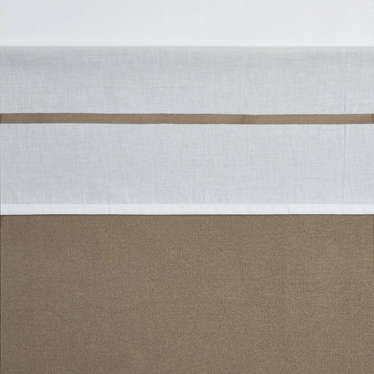 Meyco Bies ledikant laken - taupe - 100x150cm Meyco Bies Ledikant Laken - Taupe - 100x150cm -Baby Verzorging 1200x1200 1413
