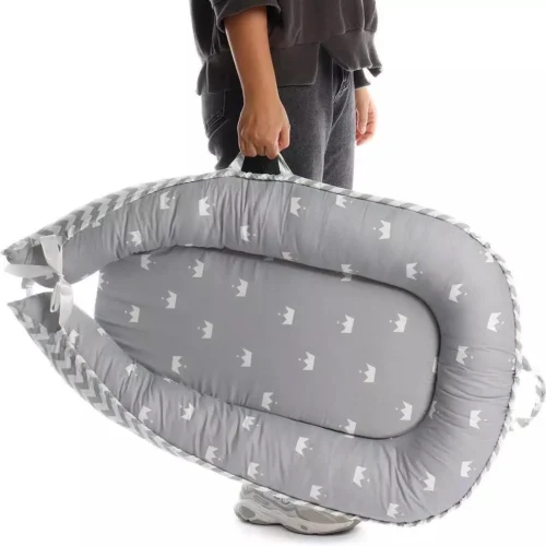 Buxibo Babynestje - Omkeerbare Babynest - Co-Sleeper/Bedbumper - Veilig Slapen - 88x53cm - Grijs 7 Buxibo Babynestje - Omkeerbare Babynest - Co-Sleeper/Bedbumper - Veilig Slapen - 88x53cm - Grijs -Baby Verzorging 1200x1200 1496