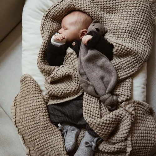 Tubudu Baby Snuggle® Organisch Babynestje - Inclusief Gratis Draagtas En Tencel Cover - Luxe Baby Lounger - Kraampakket - Natuurlijk Materiaal - Wit -Baby Verzorging 1200x1200 1516