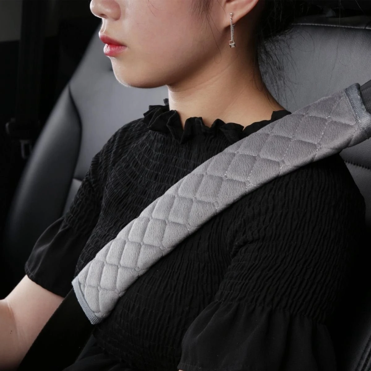 Hazlö luxe Gordelhoezen - Checkered - Auto gordel Beschermer - schouderhoezen - Gordelkussen - gordelhoes - 2 stuks - Grijs Hazlö Luxe Gordelhoezen - Checkered - Auto Gordel Beschermer - Schouderhoezen - Gordelkussen - Gordelhoes - 2 Stuks - Grijs -Baby Verzorging 1200x1200 160