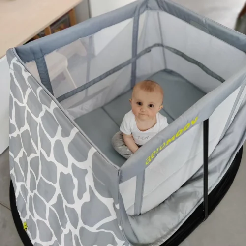 AeroMoov Instant Travel Cot Reisbed - Giraph Sky -Baby Verzorging 1200x1200 437