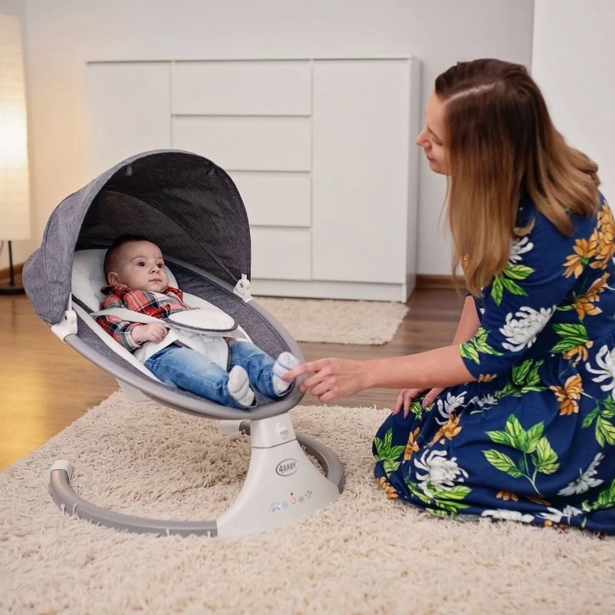 4Baby Rock 'n Relax Grijs - Babyschommel - Elektronische BabySwing - 5 Snelheden - Inclusief Accessoires 4Baby Rock 'n Relax Grijs - Babyschommel - Elektronische BabySwing - 5 Snelheden - Inclusief Accessoires -Baby Verzorging 1200x1200 936