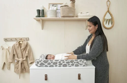 SwaddleMeyco Inbakerdoek Uni - Offwhite - 0-3 Maanden -Baby Verzorging 1200x784 1