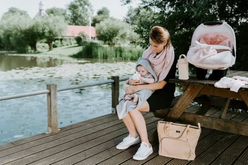 Baby's Only Houten Baby Rammelaar Olifant Gebreid - Classic Roze - Baby Cadeau -Baby Verzorging 1200x799 1