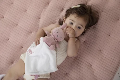 Tiamo Collection Knuffeldoekje Nijntje - Pink Baby Rib 8 Tiamo Collection Knuffeldoekje Nijntje - Pink Baby Rib -Baby Verzorging 1200x799 4