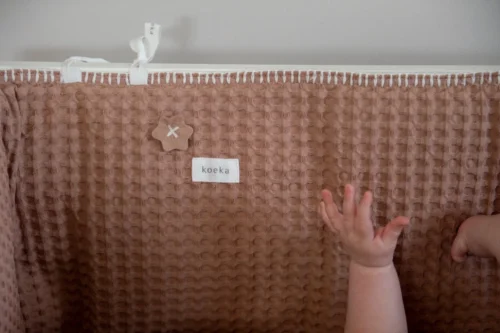 Koeka Boxbumper Wafel Amsterdam - Lichtbruin 180x30cm -Baby Verzorging 1200x799 48