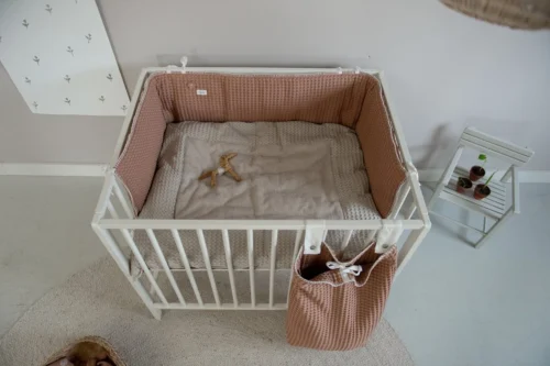 Koeka Boxbumper Wafel Amsterdam - Lichtbruin 180x30cm -Baby Verzorging 1200x799 49