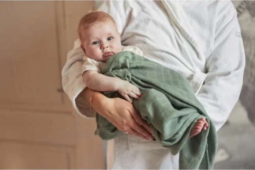 Jollein Baby Deken Ledikant 100x150cm Basic Knit - Forest Green -Baby Verzorging 1200x802 1