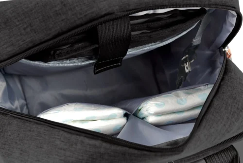 Brisby Slijtvaste Luiertas – Verzorgingstas – Met Buggymontage - Zwart 7 Brisby Slijtvaste Luiertas – Verzorgingstas – Met Buggymontage - Zwart -Baby Verzorging 1200x803 1