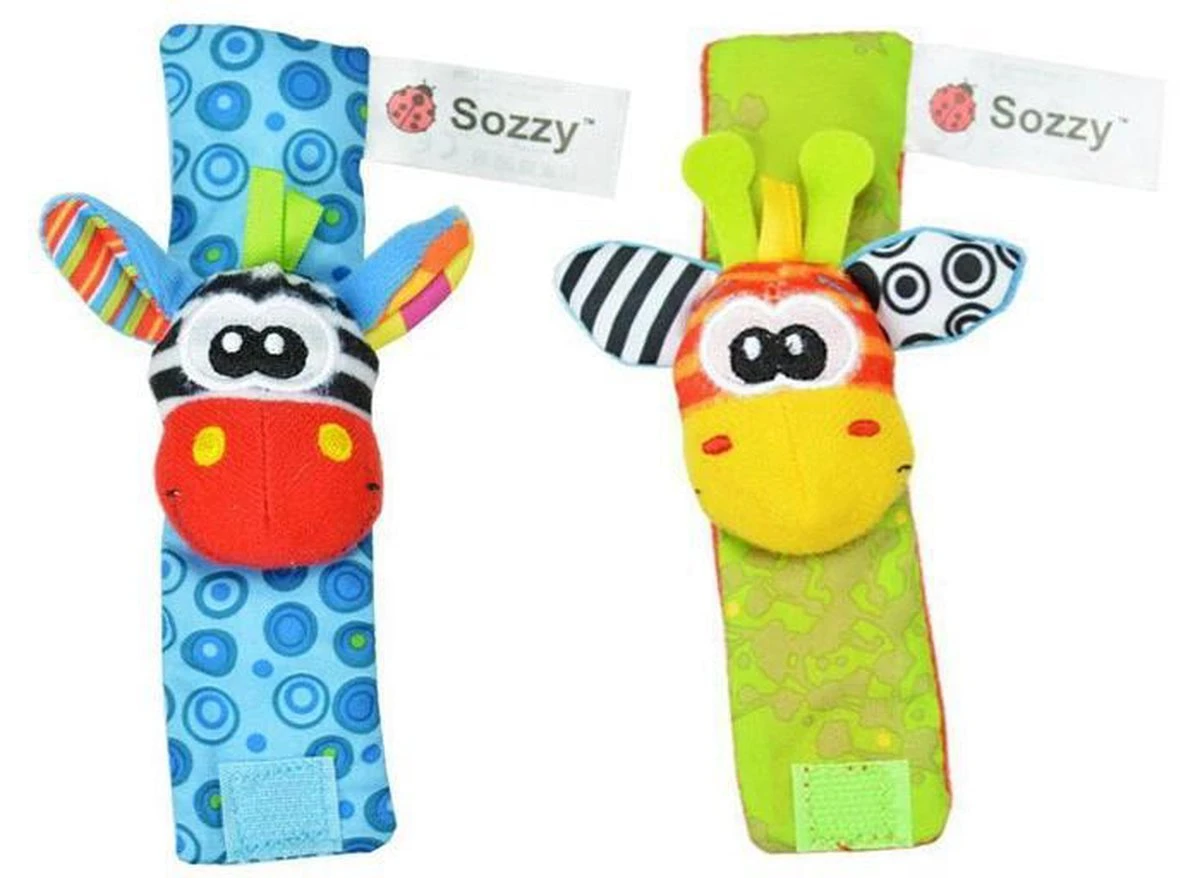 EPIN | Baby rammelaar set | 2 Baby pols rammelaars | 2 Speelsokken rammelaars | Giraffe | 4-Delig Merkloos EPIN | Baby Rammelaar Set | 2 Baby Pols Rammelaars | 2 Speelsokken Rammelaars | Giraffe | 4-Delig -Baby Verzorging