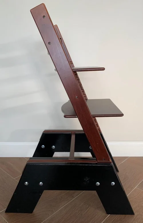 Tripp Trapp Kinderstoel Verhoger Voor Kookeiland - Keuken - Bar - 25cm - Jack-Up TT - Black - Hout 5 Tripp Trapp Kinderstoel Verhoger Voor Kookeiland - Keuken - Bar - 25cm - Jack-Up TT - Black - Hout -Baby Verzorging 767x1200 4