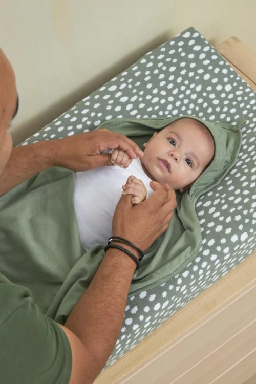 Meyco Badcape Basic Jersey/Cheetah 2-pack - Forest Green - 80x80cm -Baby Verzorging 800x1200 67