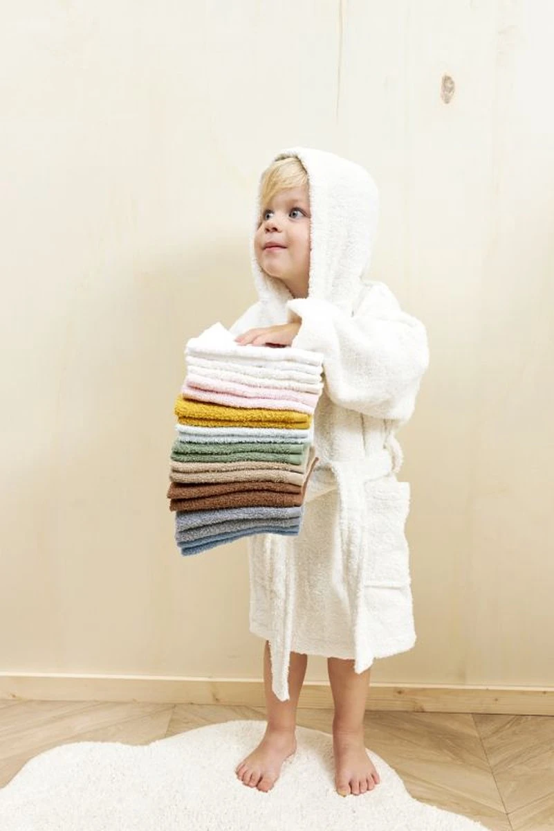 Meyco badcape Basic Badstof - Forest Green - 75x75cm Meyco Badcape Basic Badstof - Forest Green - 75x75cm -Baby Verzorging 801x1200 19