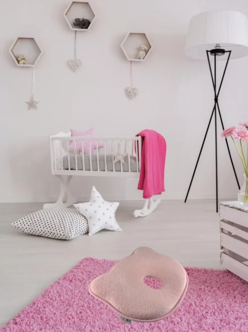 Baby IQ Orthopedisch Baby Hoofdkussen – Traagschuim – Tegen Plat Achterhoofd – Kraamcadeau –Roze – Incl Bandana Slabber -Baby Verzorging 895x1200 5