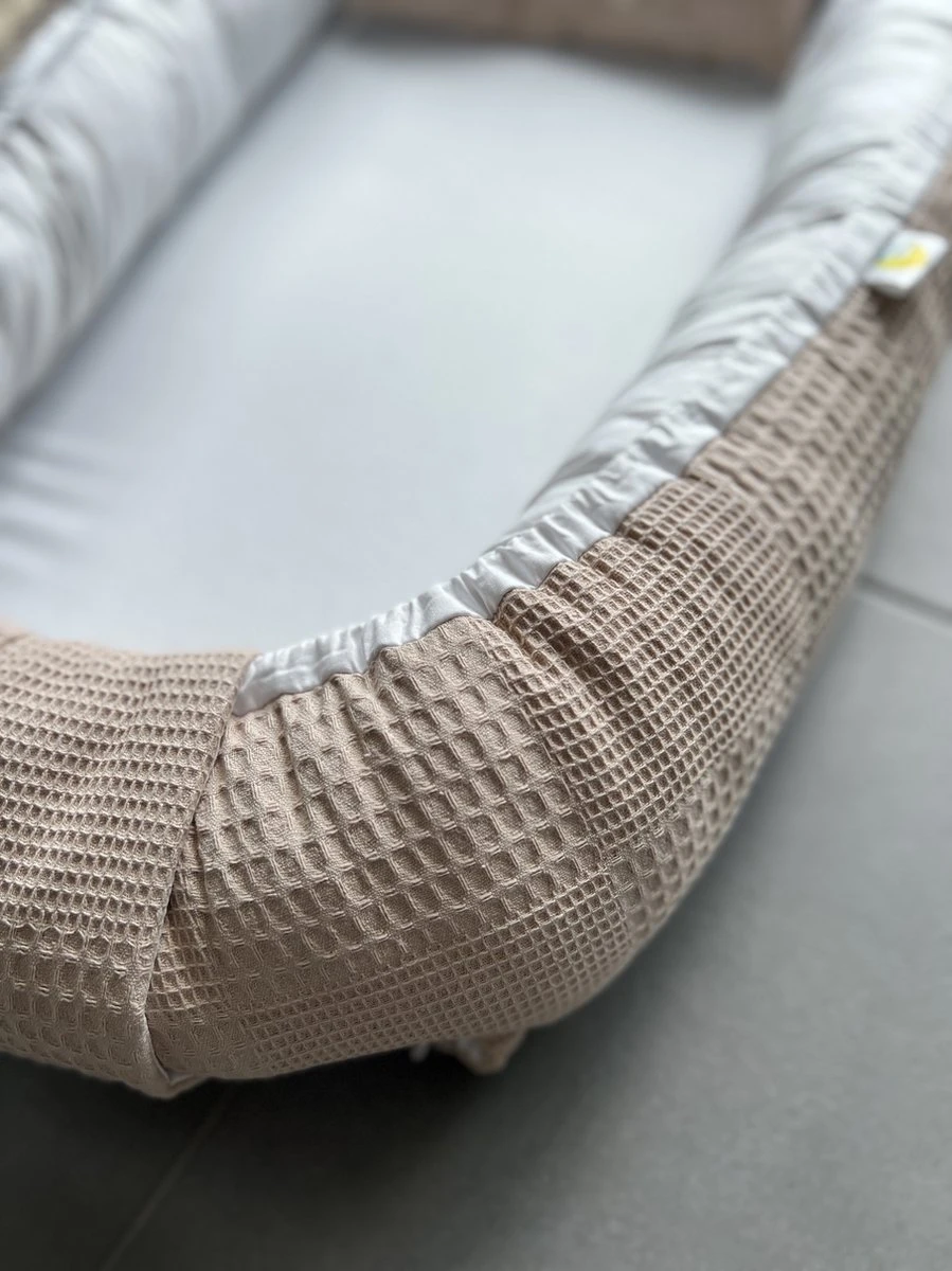 Bébélunes - Waffle Brown - Babynest - Bruin - 60x100cm - Inclusief kussen Bébélunes - Waffle Brown - Babynest - Bruin - 60x100cm - Inclusief Kussen -Baby Verzorging 899x1200 23
