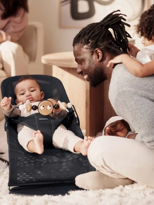 BabyBjörn Speelboog Voor Wipstoel - Ondeugende Oogjes - Zwart-Wit -Baby Verzorging 900x1200 36