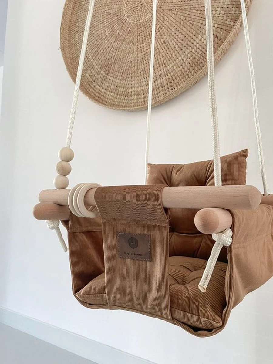 Baby / Kinder Schommel voor binnen of buiten! - Luxe Baby Swing Corduroy - Ribstof Bruin - Ribfluweel - Schommelstoel inclusief Kussens, Bevestigingsmaterialen en Veiligheidsriem Baby / Kinder Schommel Voor Binnen Of Buiten! - Luxe Baby Swing Corduroy - Ribstof Bruin - Ribfluweel - Schommelstoel Inclusief Kussens, Bevestigingsmaterialen En Veiligheidsriem -Baby Verzorging 900x1200 45