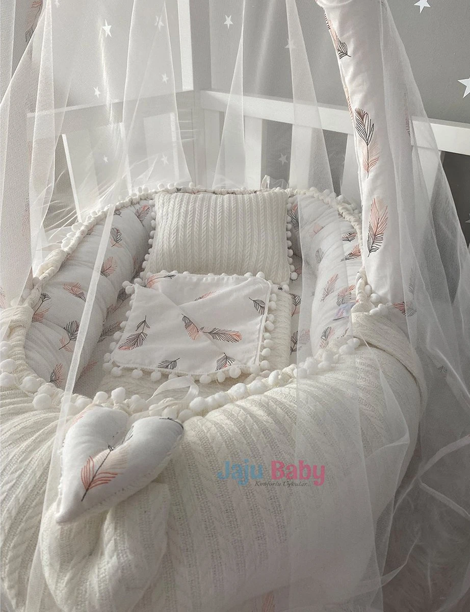 Jaju Baby - Babynestje, Hoofdkussen en Klamboe - Organische Katoen - Antibacterieel Babynestje - Anti-Allergisch Babynestje - Wit en Veer Patroon - 74 x 40 cm Jaju Baby - Babynestje, Hoofdkussen En Klamboe - Organische Katoen - Antibacterieel Babynestje - Anti-Allergisch Babynestje - Wit En Veer Patroon - 74 X 40 Cm -Baby Verzorging 922x1200 7
